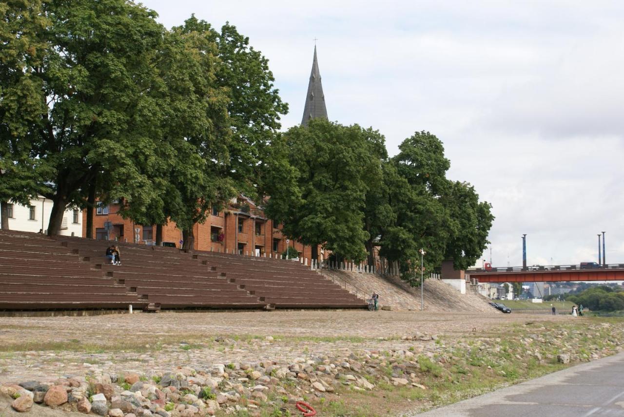 Old Town Apartment With A Separate Entrance Kaunas Ngoại thất bức ảnh
