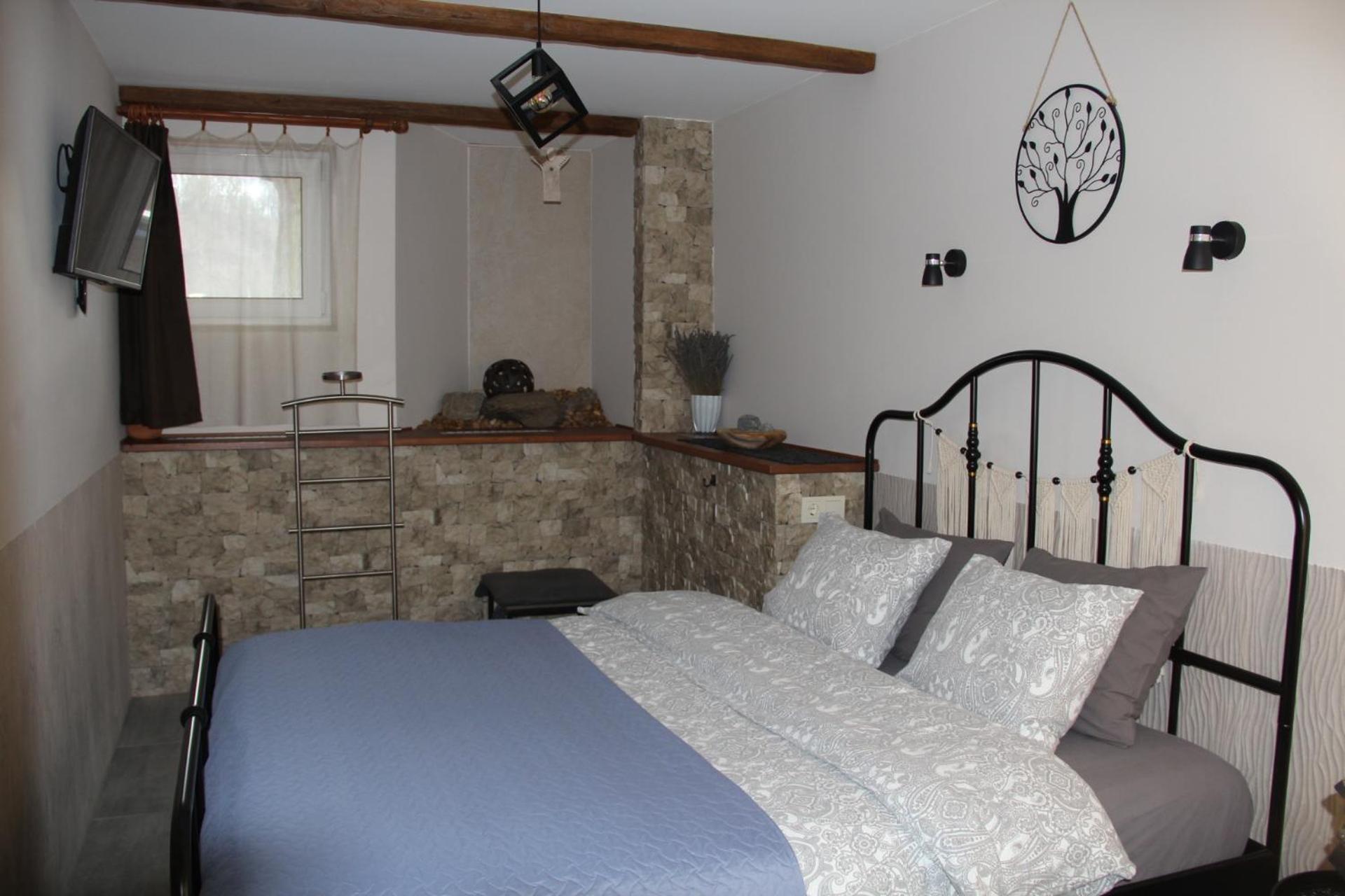 Old Town Apartment With A Separate Entrance Kaunas Ngoại thất bức ảnh